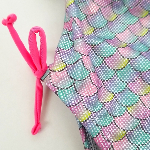 BCBGirls Pearl Baby Girl Swimsuit NWT! Size 2T - Picture 10 of 11